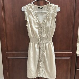 Ruffled Beige Dress Size Medium